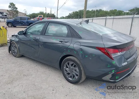 2024 Hyundai Elantra Sel from USA, damaged, VIN KMHLM4DG5RU636950